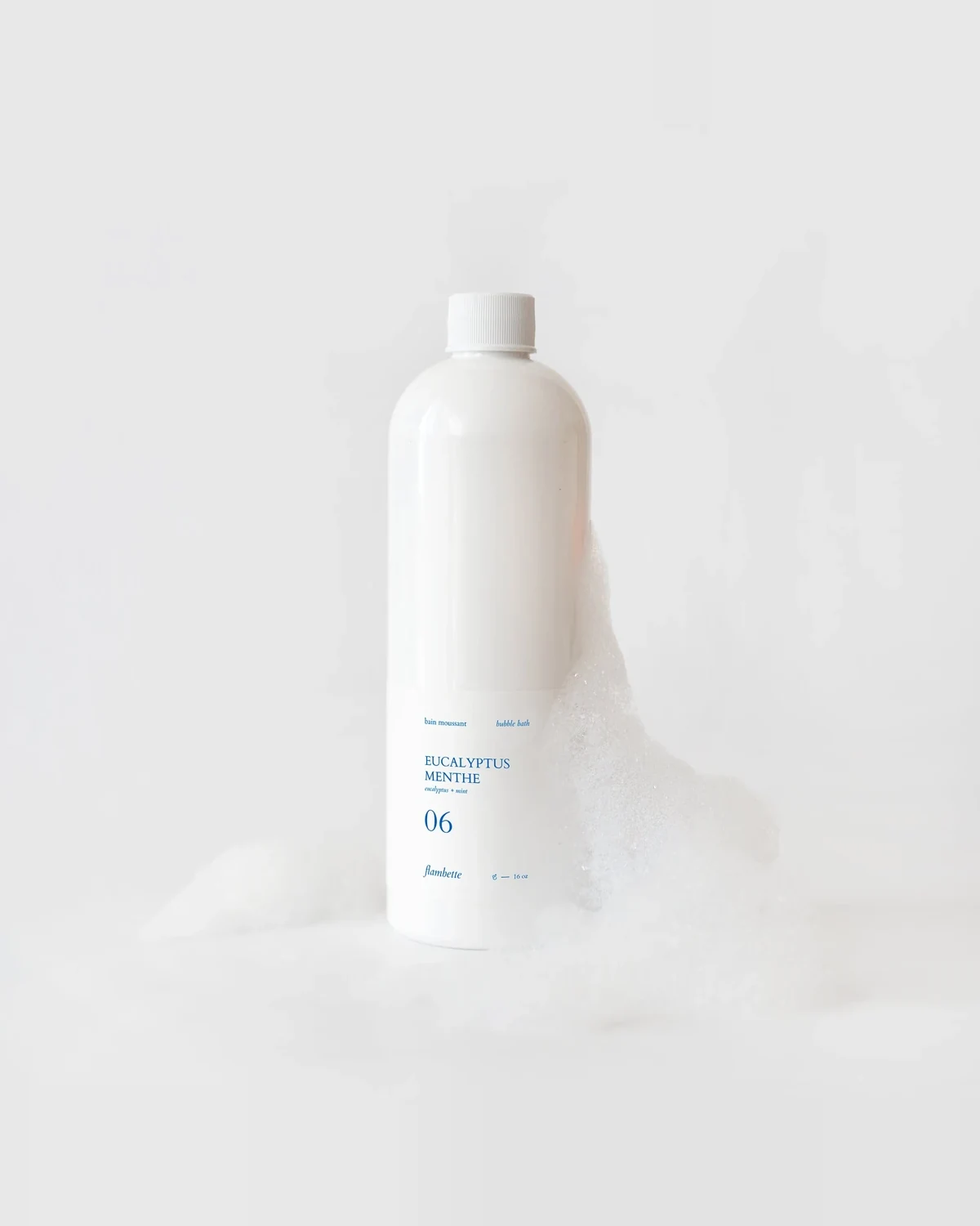Flambette Bubble Bath in Eucalyptus + Mint, 500 mL, official Flambette photograph